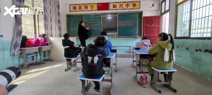 公里一趟治愈心灵的旅行冰球突破游戏一辆车一千(图11)